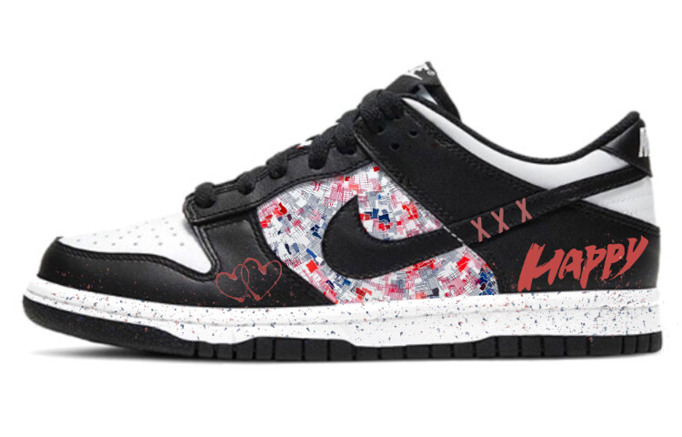 

Кроссовки Nike Dunk Skateboard Shoes Women's Low-Top White Black, черный