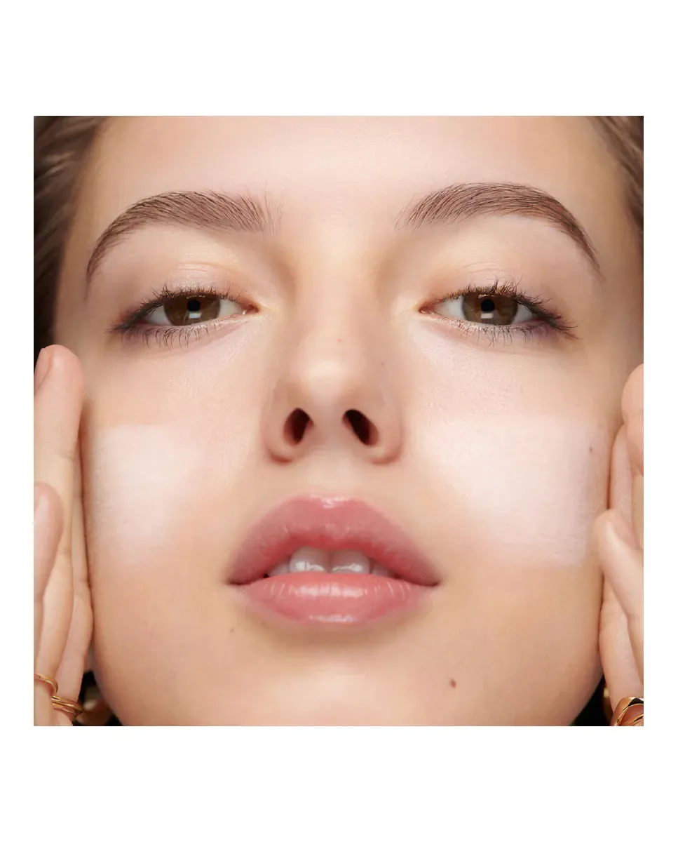 Крем для лица Bobbi Brown — Для увлажнения и интенсивного восстановления Extra Repair Moisture Cream Re — фото 2