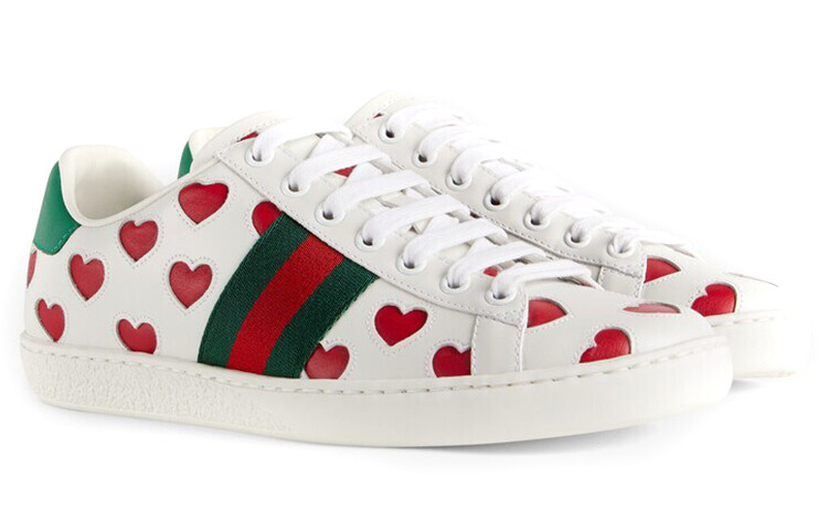 

Кеды женские Gucci с сердечками, бело-красный