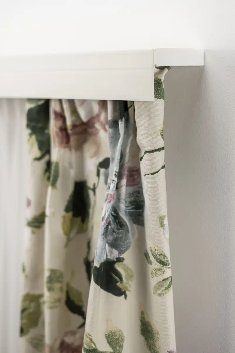 

Карниз для штор GARESA "Пластиковый карниз с крышкой", 2 направляющие, желаемая длина, потолочный монтаж, выдвижной, легкий монтаж, простой 440 см, белый