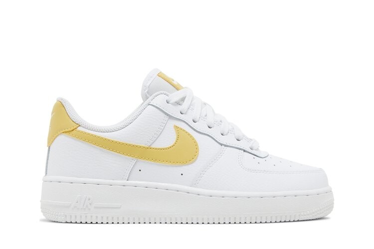 

Кроссовки Nike Wmns Air Force 1, белый