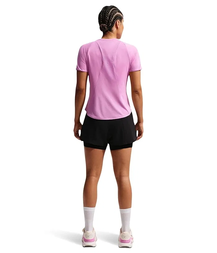 Футболка беговая Nike Swift Dri-FIT, Light Magenta/Reflective Silver — фото 4