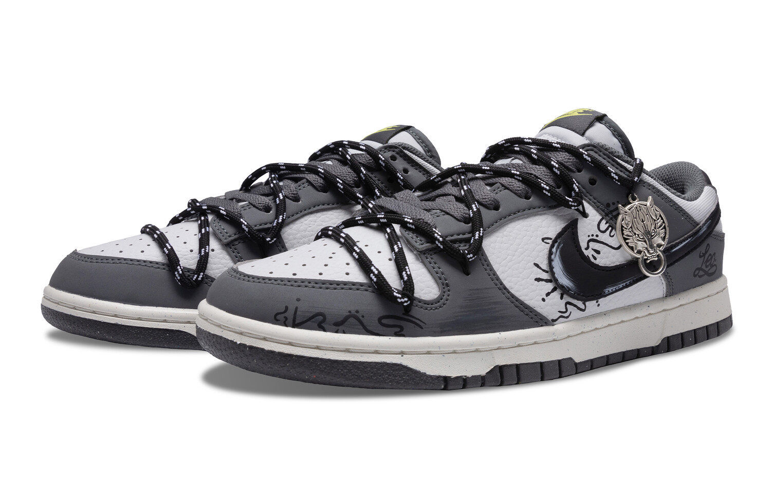 

Кроссовки для скейтбординга Dunk мужские с низким верхом серый/черный Nike