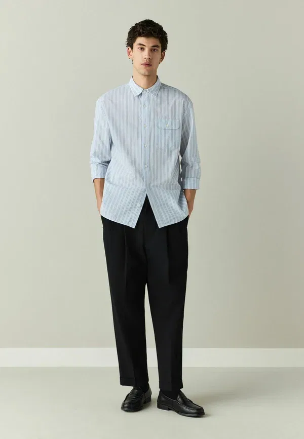 Брюки чинос Next Regular fit n.premium twin pleat barrel fit smart chinos, черный — фото 2
