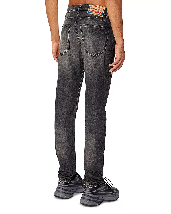 Джинсы d strukt slim fit черного цвета, 2019 год. Diesel, черный — фото 2