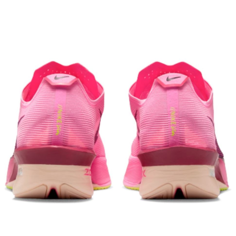 Кроссовки (WMNS) Nike ZoomX Vaporfly Next% 4 'Pink Spell Bordeux Hyper Pink' — фото 4