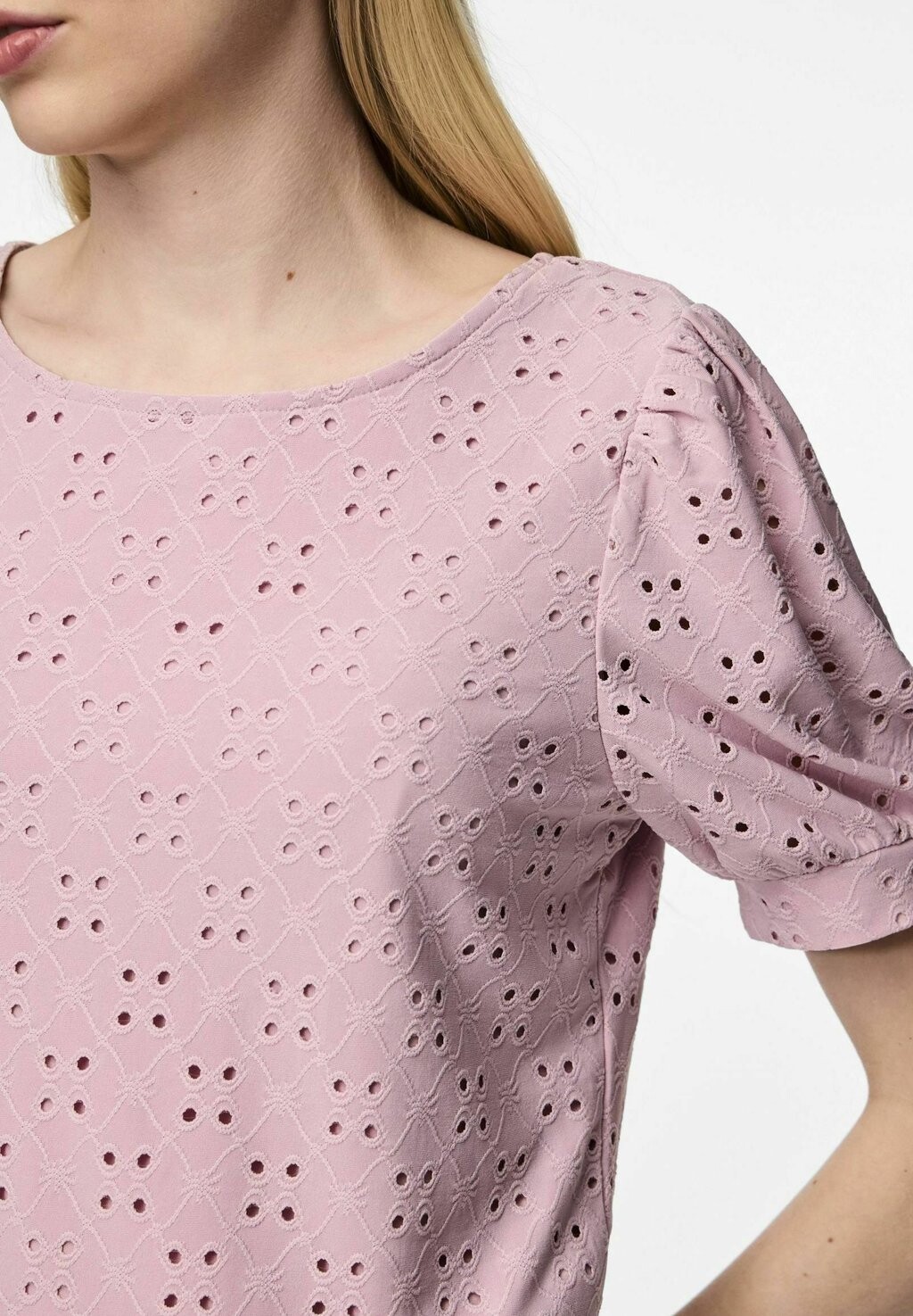 

Блуза MIT KURZEN ÄRMELN PCMIMI Pieces, розовый