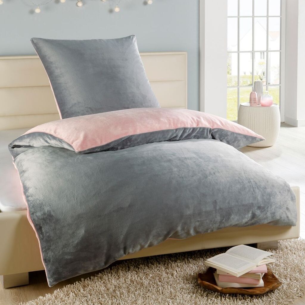 

Зимнее плюшевое двустороннее постельное белье Nicky-Teddy 'Cashmere Touch' 135 - 155 - 200х200, цвет: СЕРЕБРЯНО-РОЗОВЫЙ, размер: 135 х 200 см MALIKA