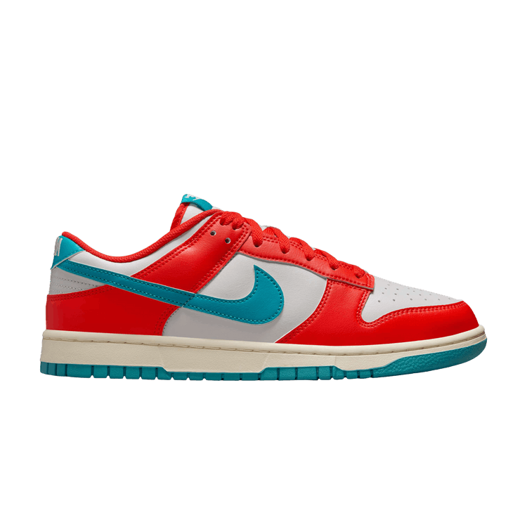 

Кроссовки Nike Dunk Low 'Picante Red Dusty Cactus', красный