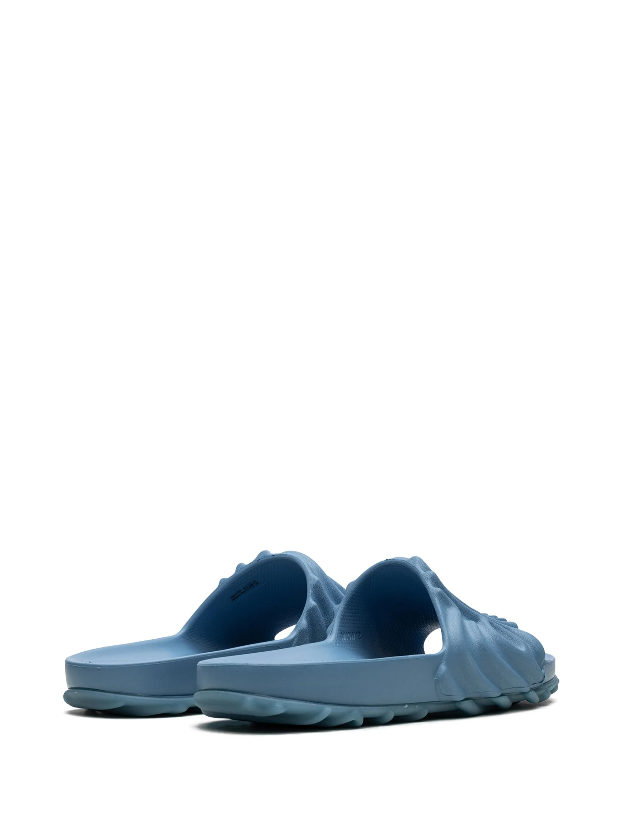 Шлепанцы Pollex Tashmoo из коллаборации с Salehe Bembury Crocs, синий — фото 3