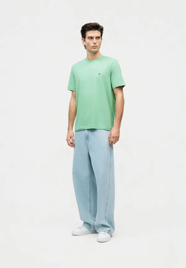 Сезонная футболка, базовая футболка Tommy Hilfiger, Cut Grass — фото 2