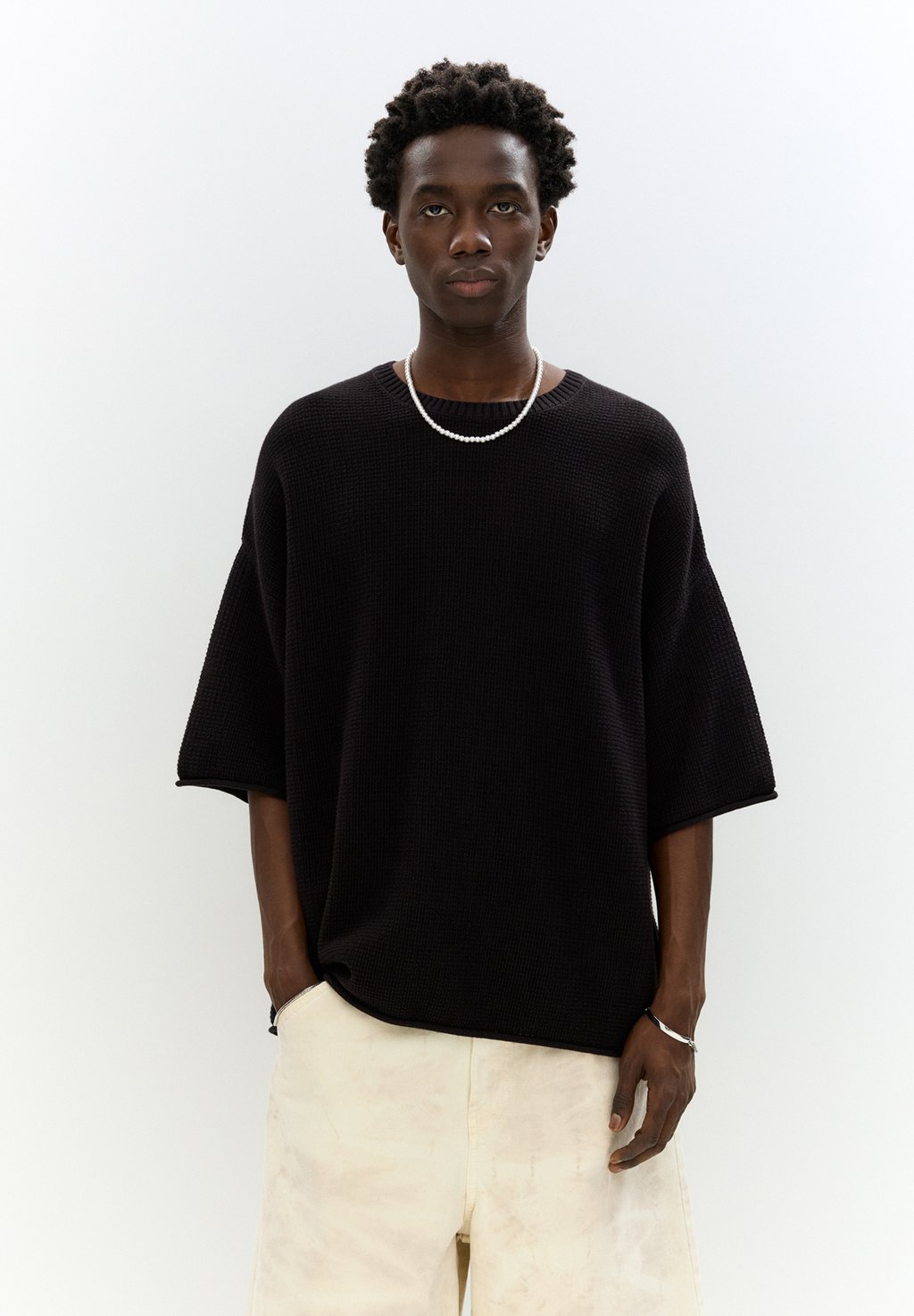 

Базовая футболка PULL&BEAR, черный