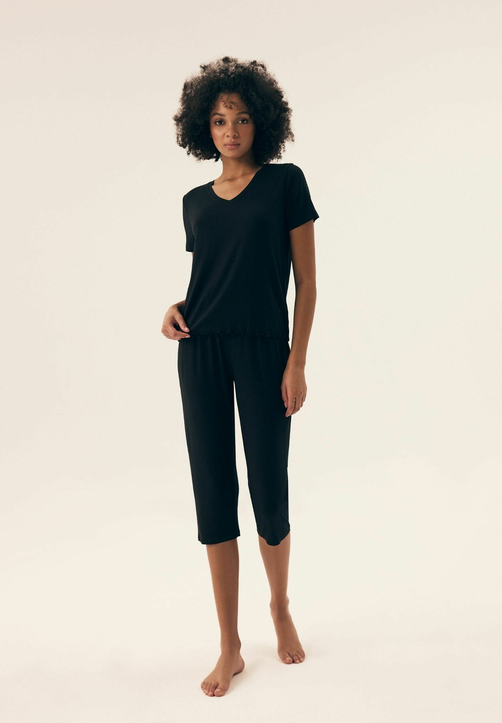 

Пижамный комплект NOVES SET - Pyjamas Henderson, черный