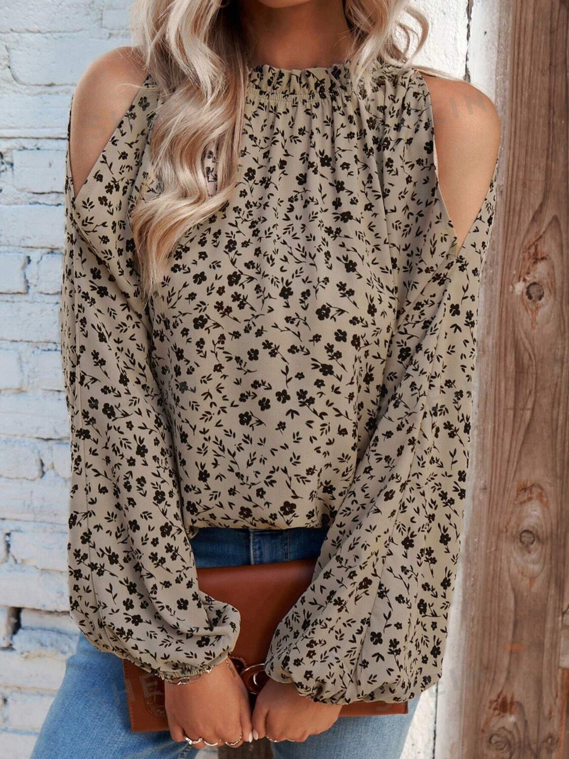 

Блузка Shein Lune с открытыми плечами и цветочным принтом, хаки