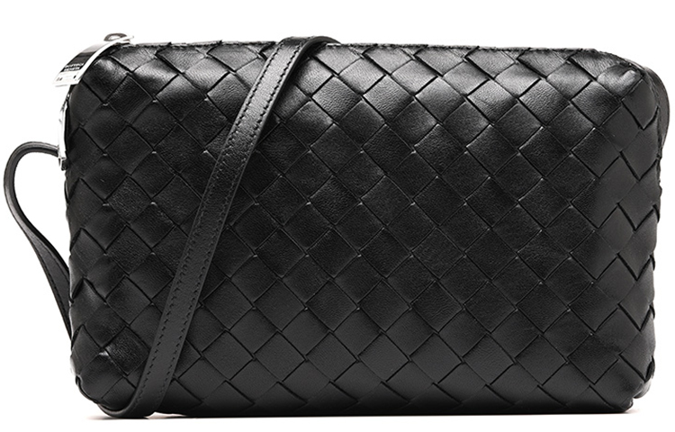 

Bottega Veneta Одно плечевая сумка-клатч из овчины черная для женщин
