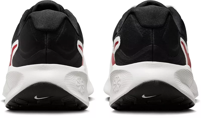 Мужские кроссовки Nike Revolution 7, белый/красный/черный — фото 4