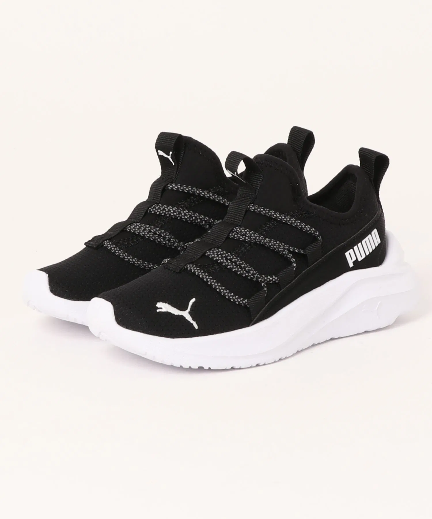 Детские кроссовки PUMA ONE4ALL слипоны чёрно-белые