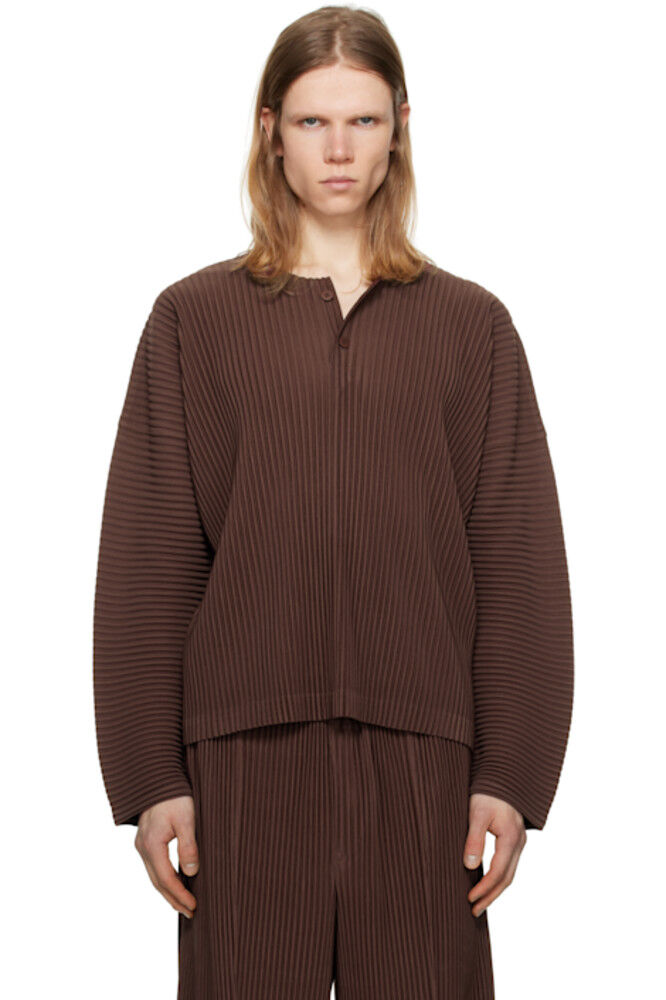 

Коричневый цвет месяца февраль Хенли HOMME PLISSÉ ISSEY MIYAKE