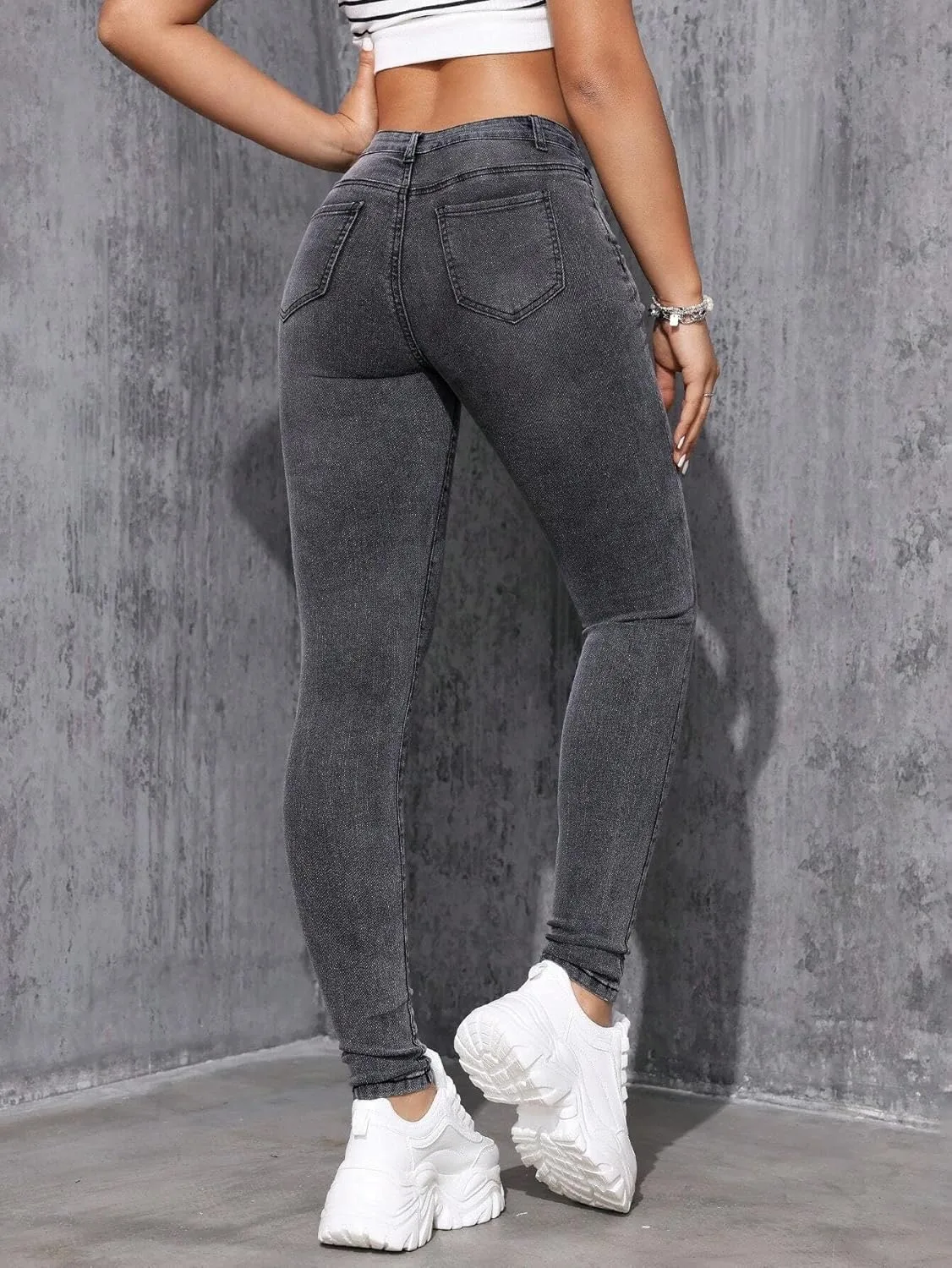 Женские классические джинсы Slim Fit с наклонными карманами Generic, темно-серый — фото 2