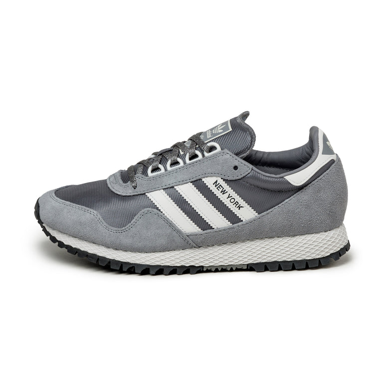 

Кроссовки new york Adidas, белый