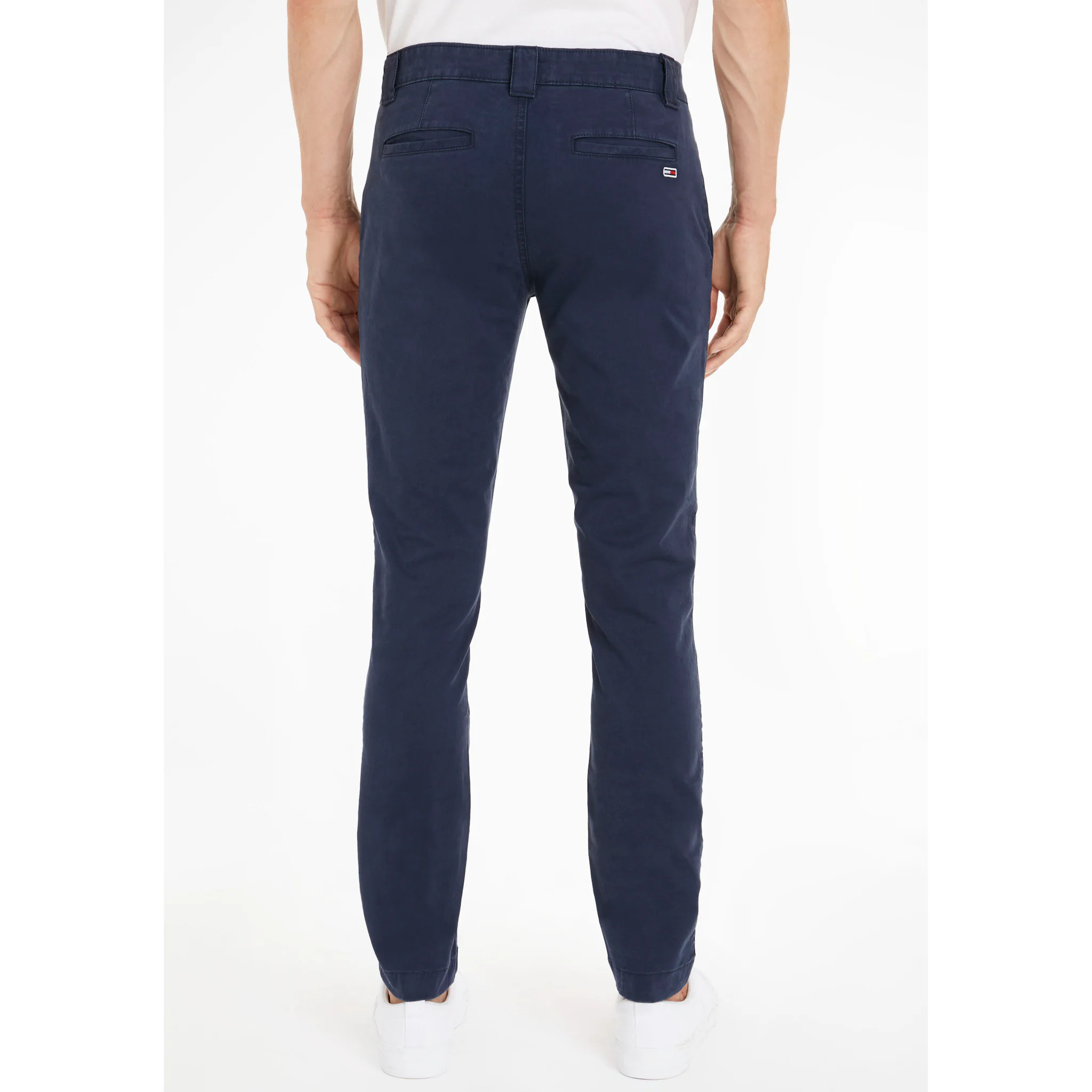 Брюки-чиносы Tommy Jeans "TJM SCANTON CHINO PANT" с фирменной этикеткой, цвет Twilight Navy — фото 2