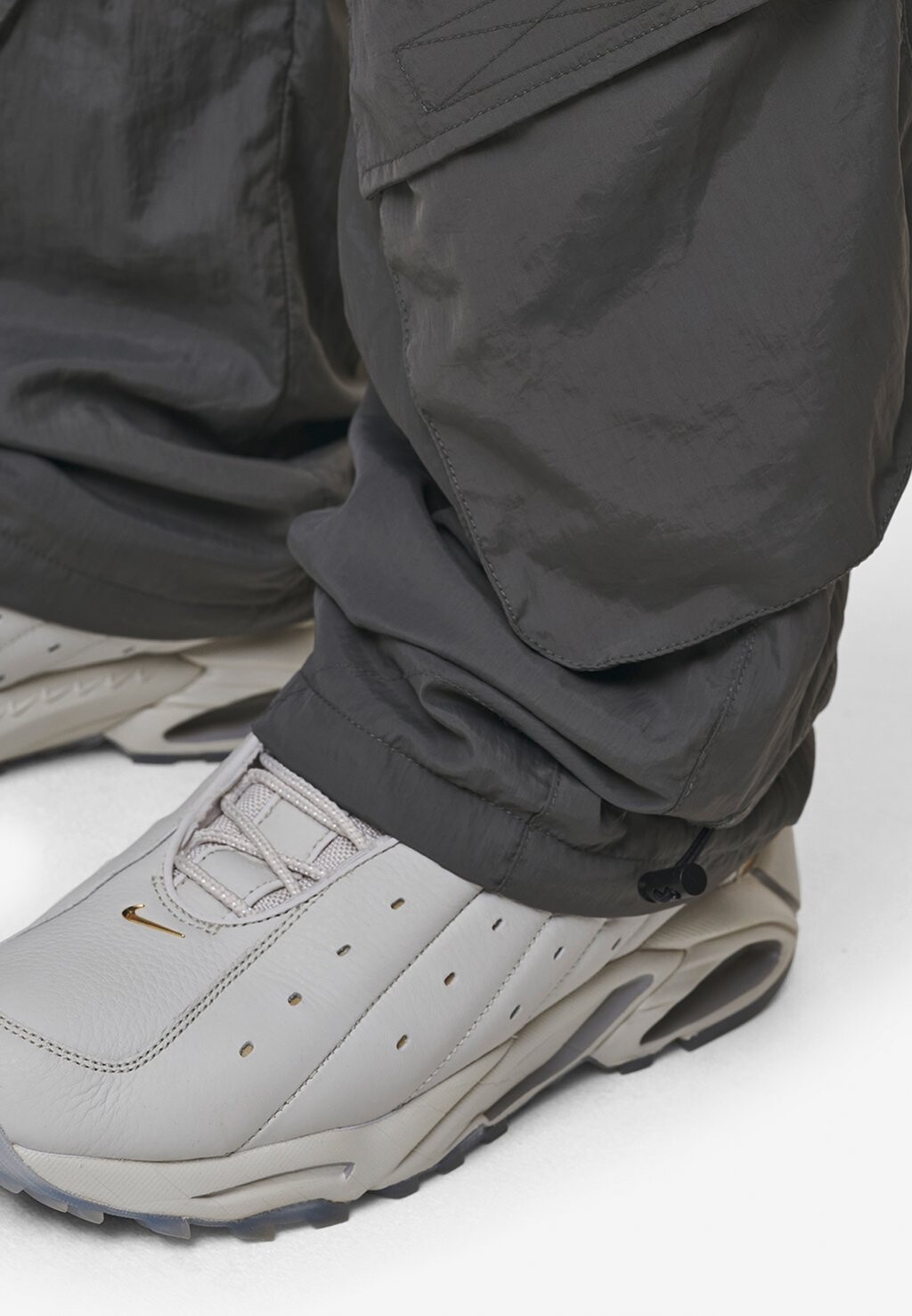

Брюки карго VARICK WIDE TECH PANTS Pegador, темно-серый