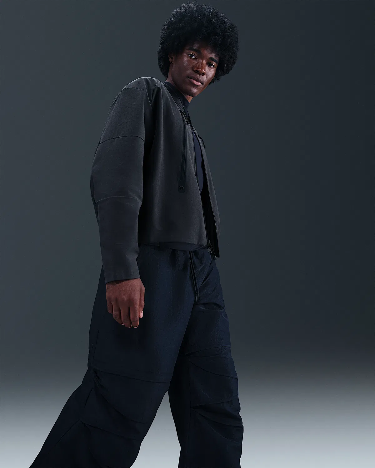 Мужская куртка-бомбер Nike Tech Dri-FIT Shori, Anthracite/Black — фото 3