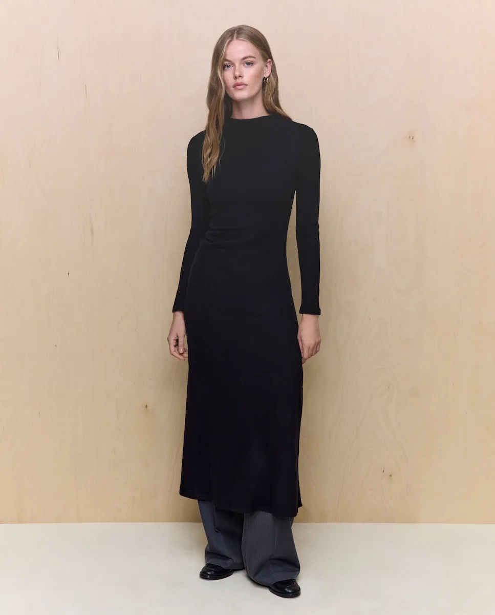 

Миди-платье с длинными рукавами и сборкой Easy Wear, черный