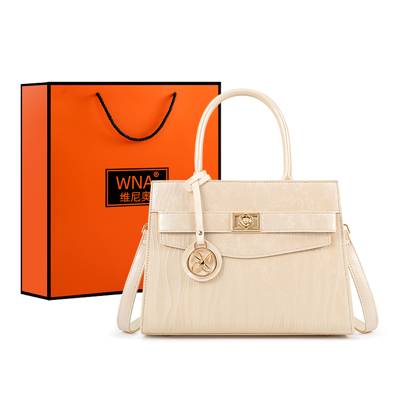 

Синтетическая кожаная сумка через плечо, средний размер, женская, цвет экрю/черный Vigno, узор белая ящерица