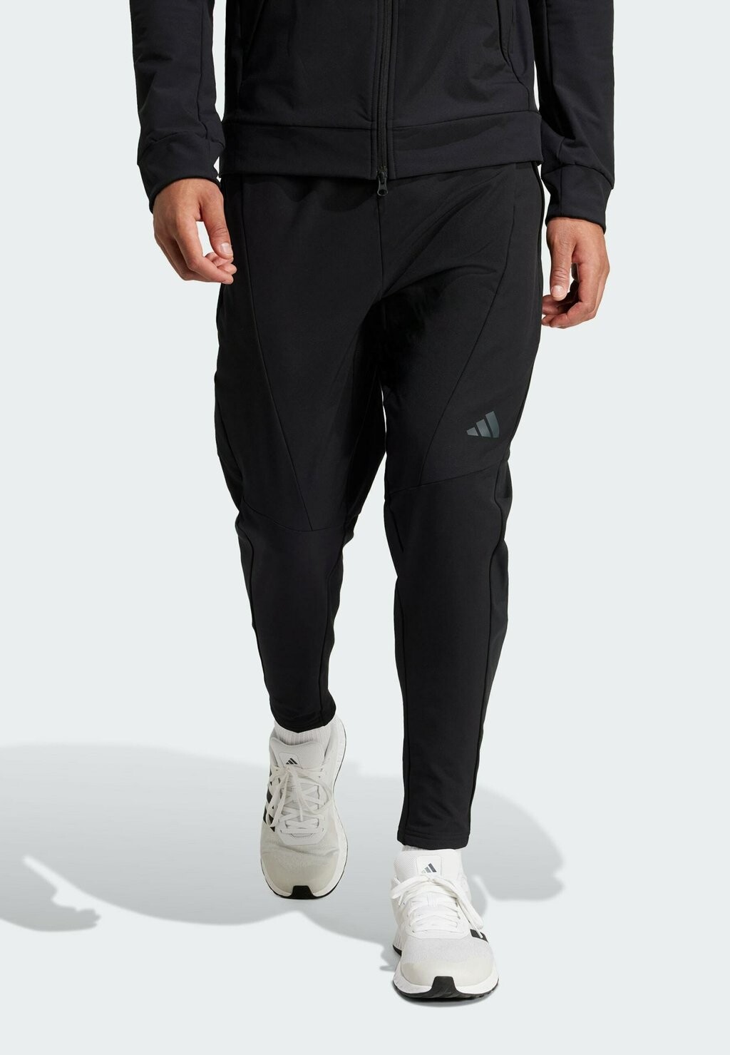 

Брюки тренировочного костюма Designed For Training Cold adidas Performance, черные