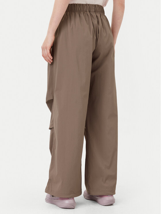 Свободные спортивные штаны Essentials Ripstop JD0783 Adidas, бежевый — фото 3