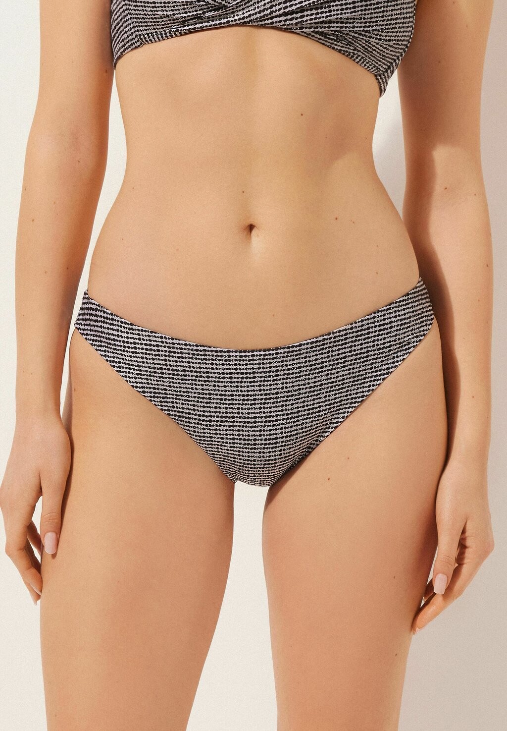 

Плавки бикини Calzedonia, черный