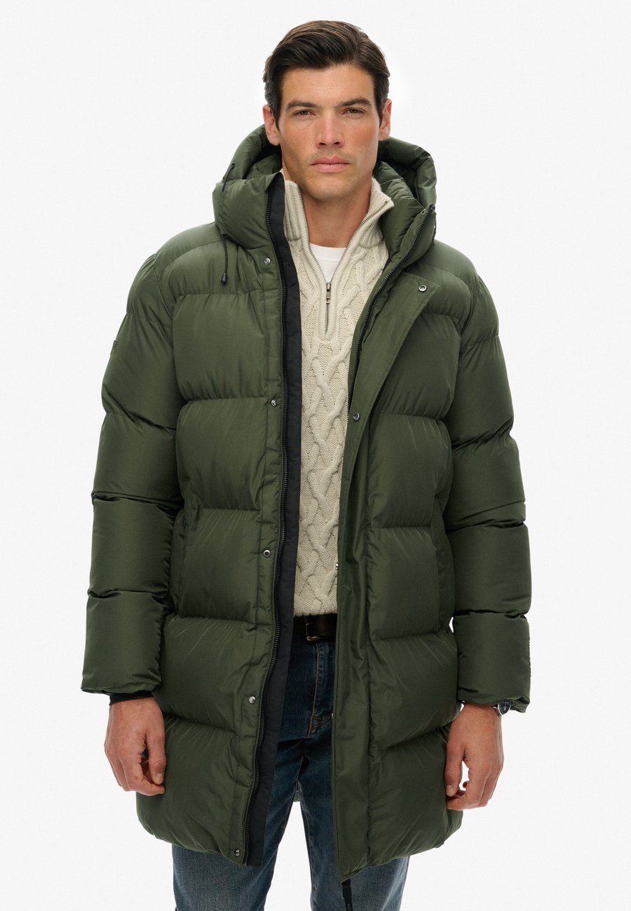 

Пальто Superdry & Co HOODED PUFFER , Dark Moss Green/Dark Green