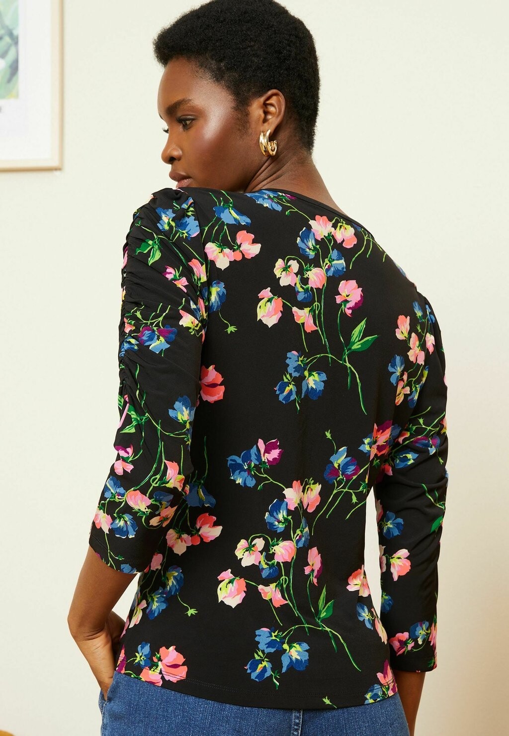 

Блуза V NECK RUCHED 3/4 SLEEVE REGULAR FIT Love & Roses, черный