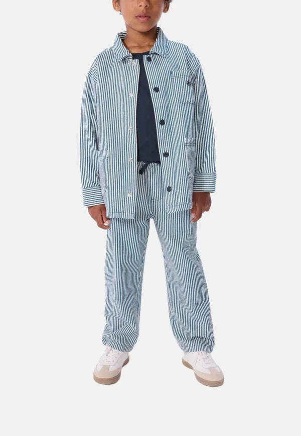 Пальто короткое в полоску Petit Bateau, цвет сумеречный маршмеллоу