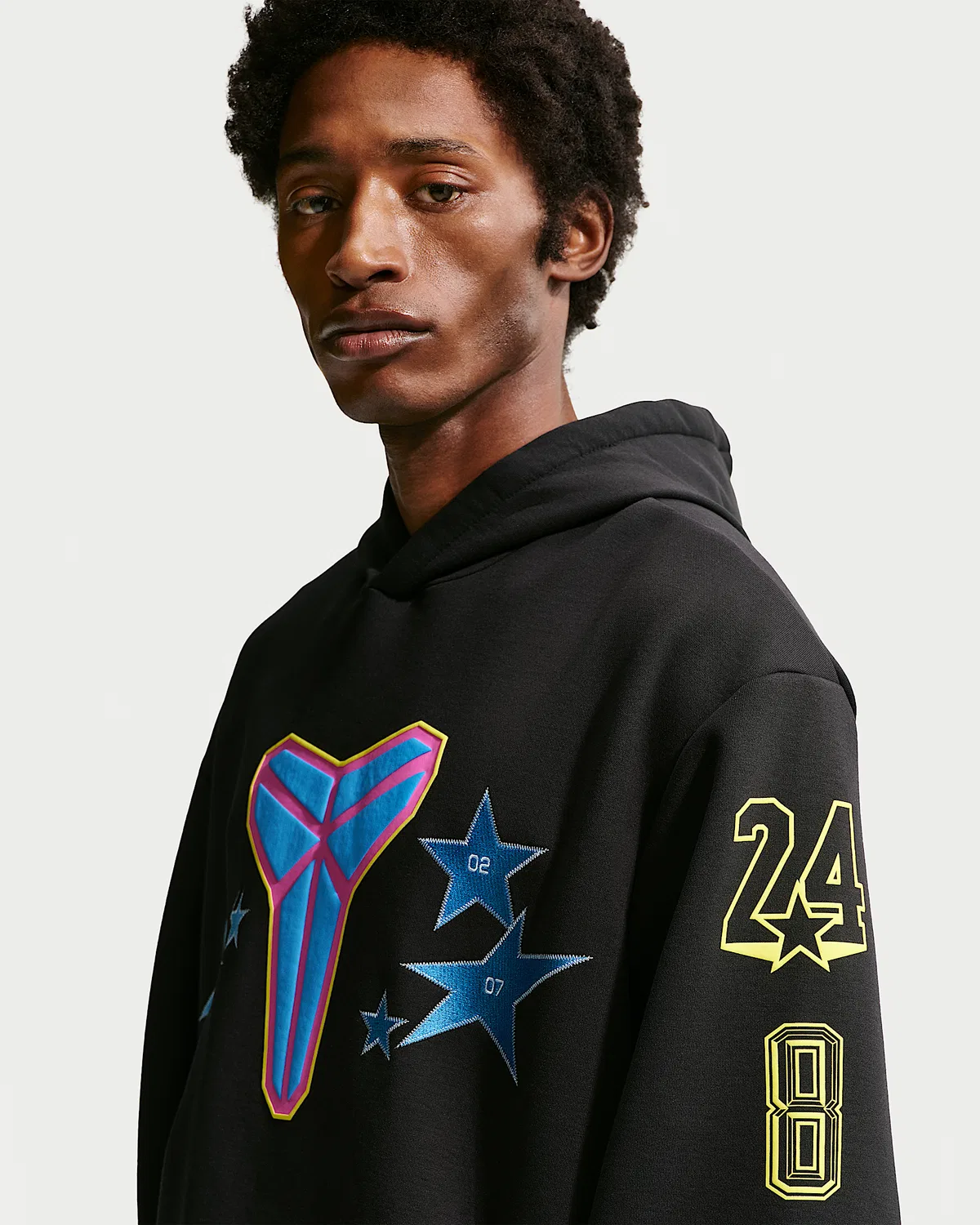 Мужское флисовое баскетбольное худи Kobe, Black/Sonic Yellow/Light Photo Blue — фото 3