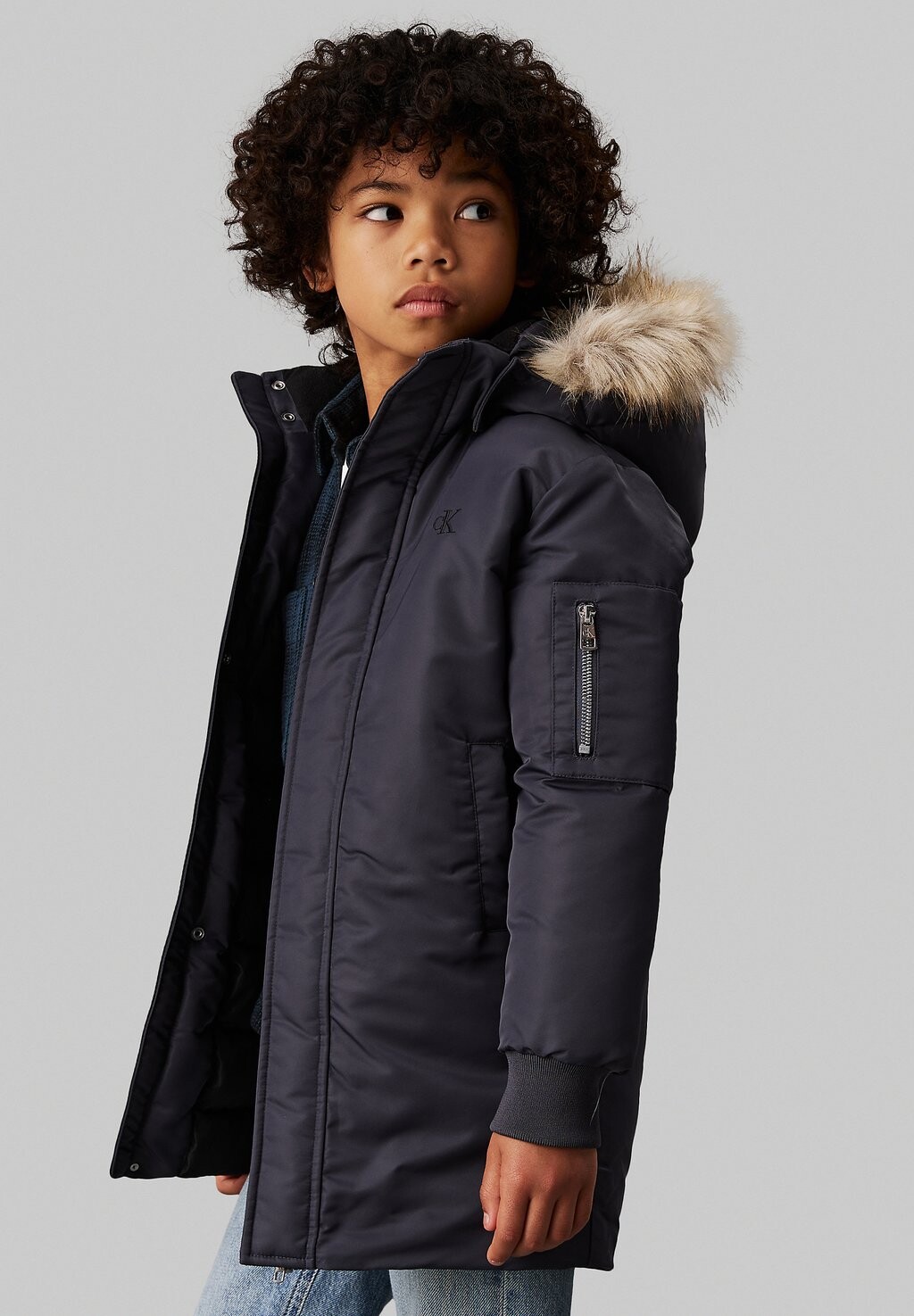 

Зимнее пальто HOOD STRAIGHT LONG Calvin Klein Jeans, черный