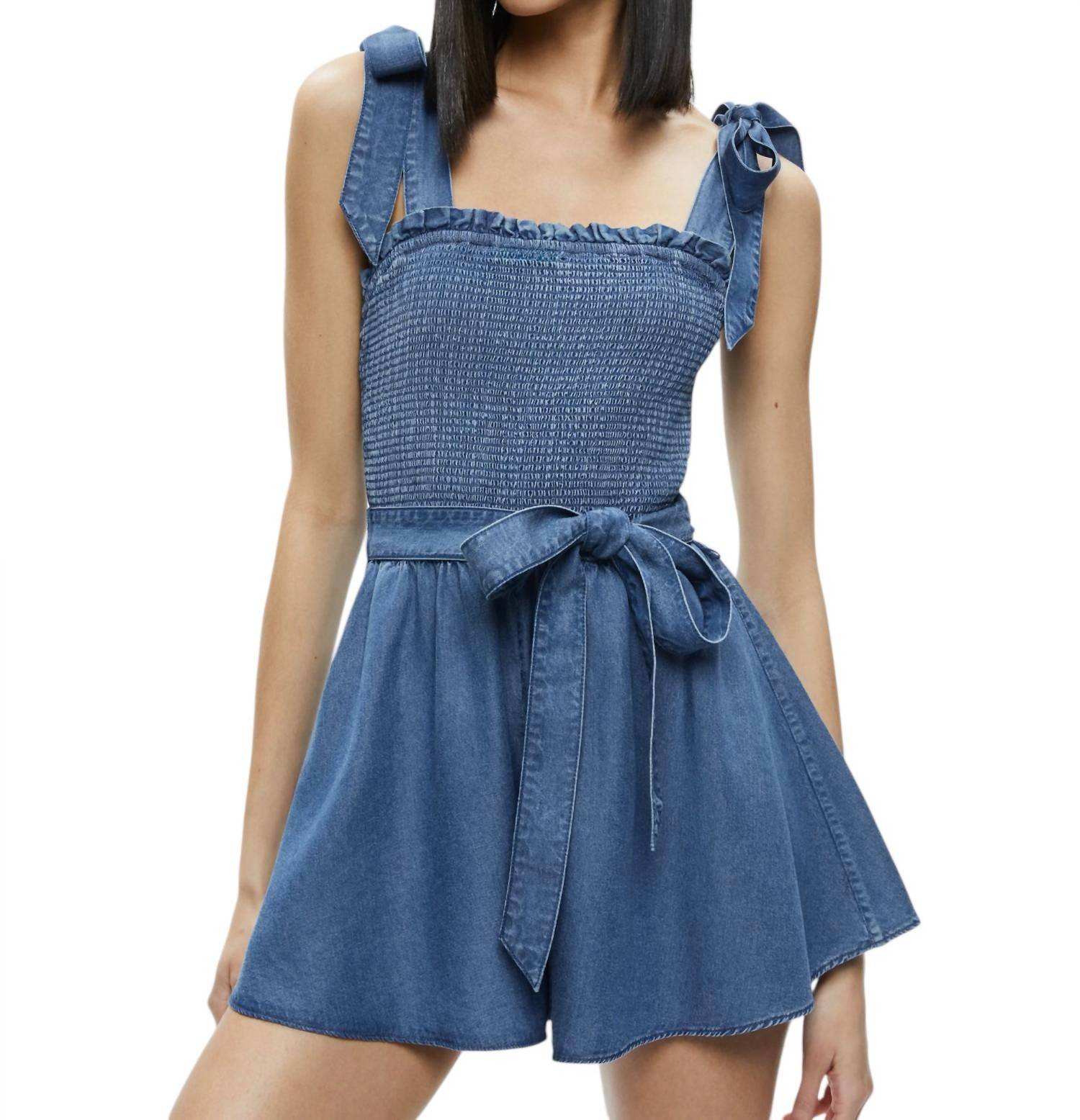 

Roz Smocked Chambray Ромпер Indigo alice + olivia