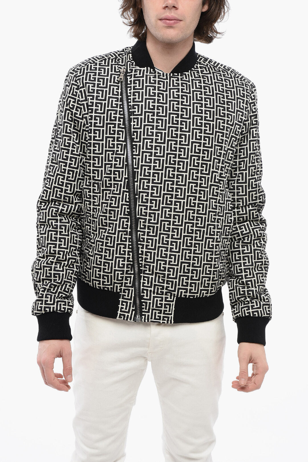 

Утепленная куртка-бомбер Balmain Monogram с децентрализованной молнией, черный/белый
