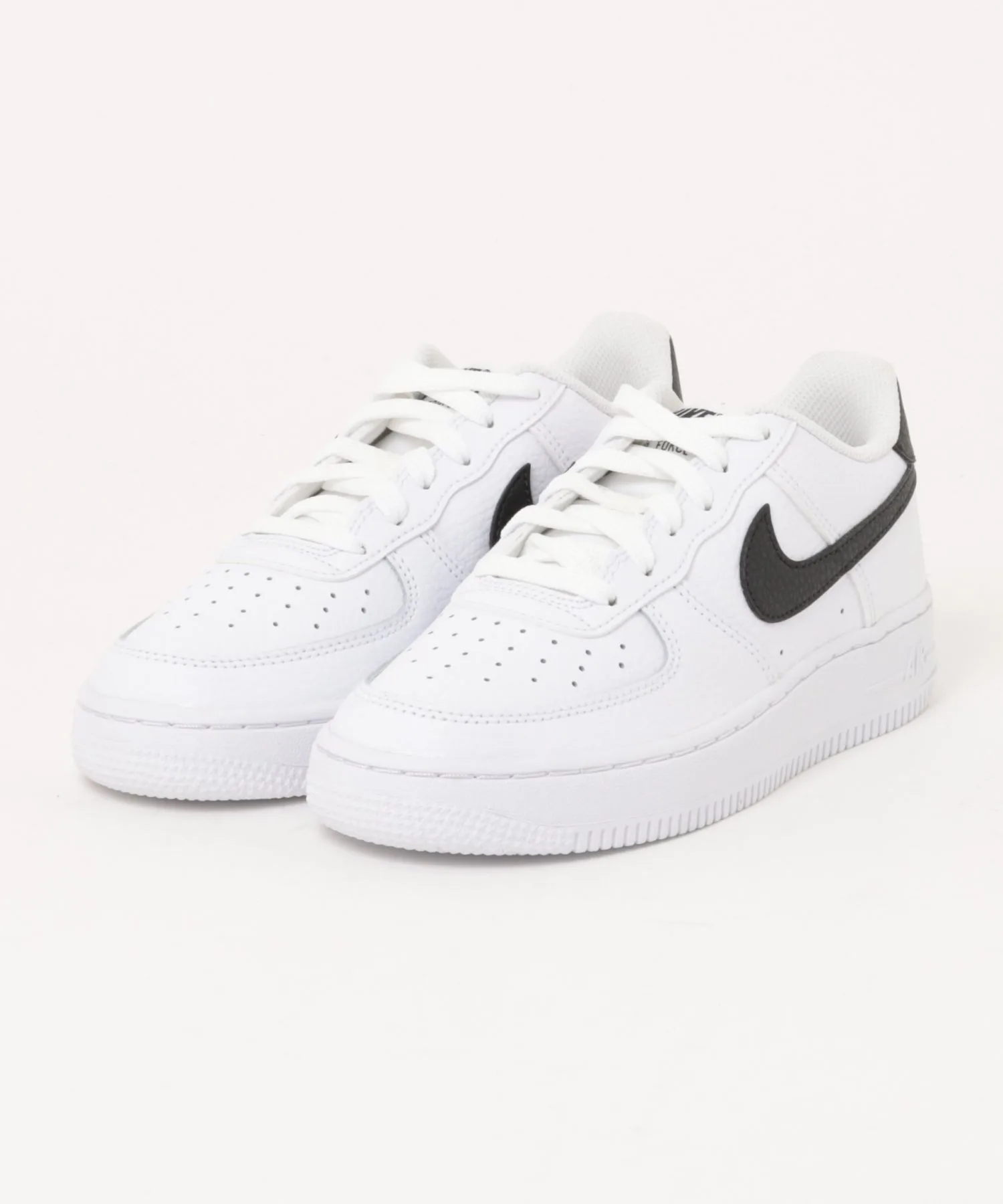 Детские кроссовки из натуральной кожи Air Force 1 GS NIKE KCT3839 белые