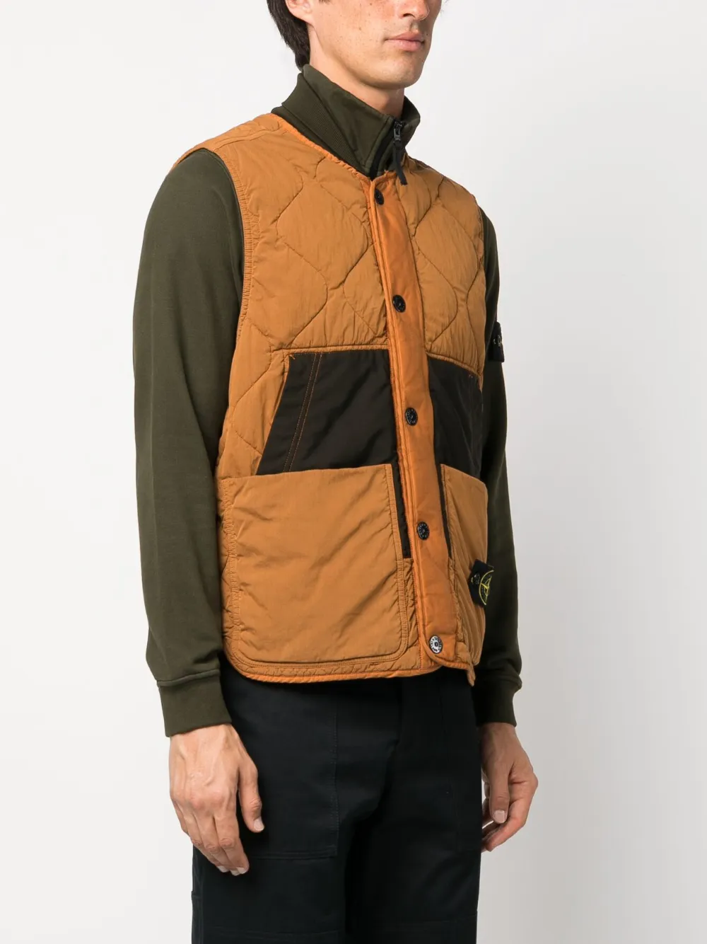 Стеганый жилет с нашивкой Compass Stone Island, коричневый — фото 3