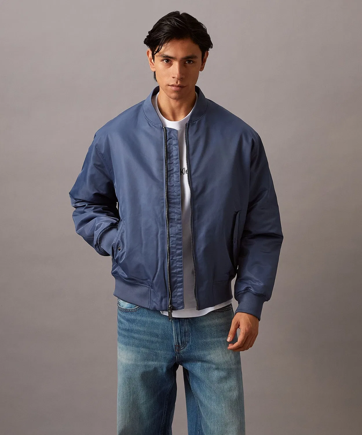 Куртка-бомбер Calvin Klein Jeans длинный рукав синяя