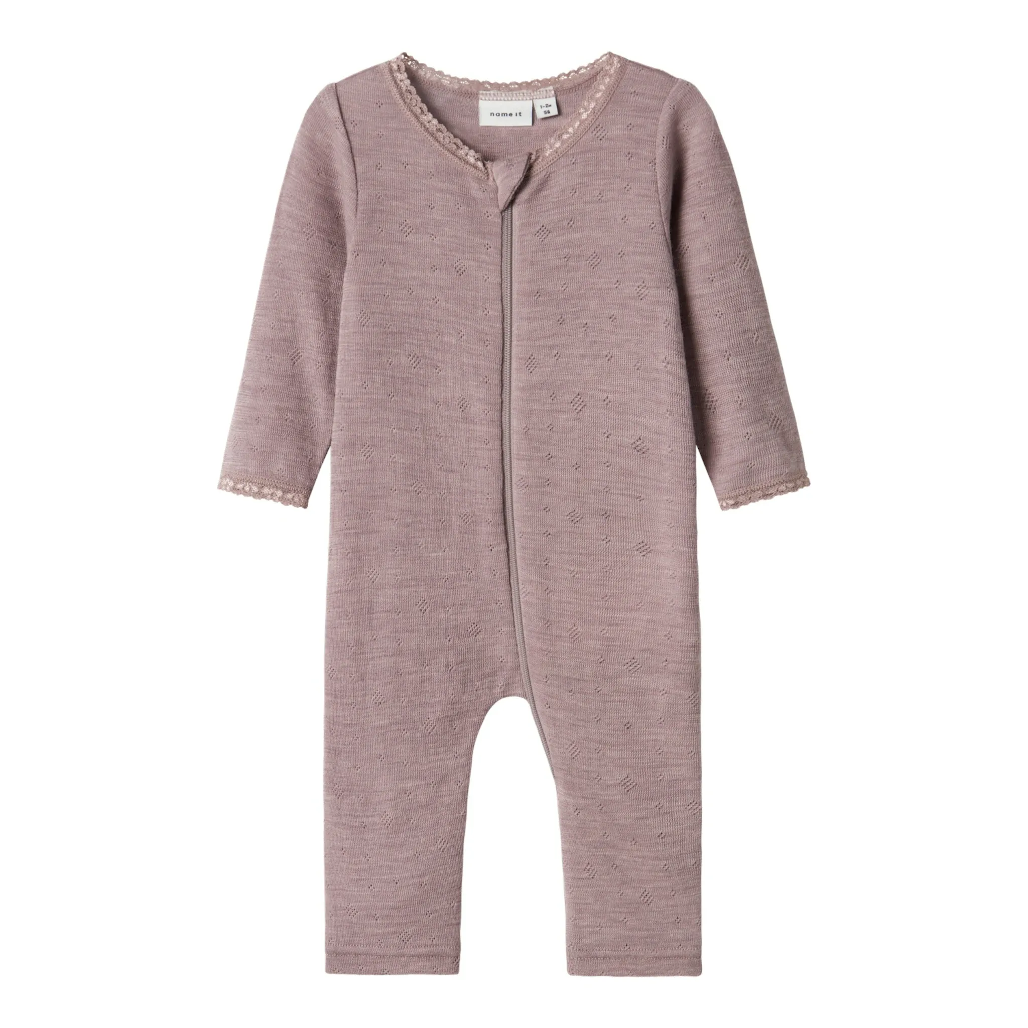 

Пижама Name It «NBFWANG WOOL NEEDLE NIGHTSUIT SOLID NOOS», изготовлена ​​из чистой шерсти мериноса, цвет Purple Dove