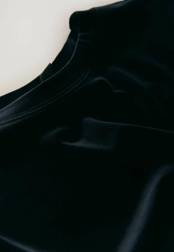 Обычная базовая футболка с коротким рукавом и круглым вырезом Next, Black — фото 2