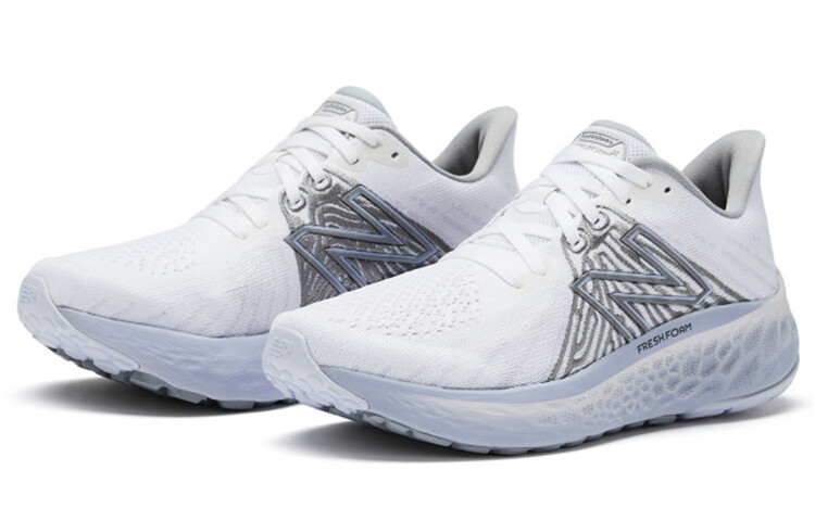 New Balance Кроссовки Женские