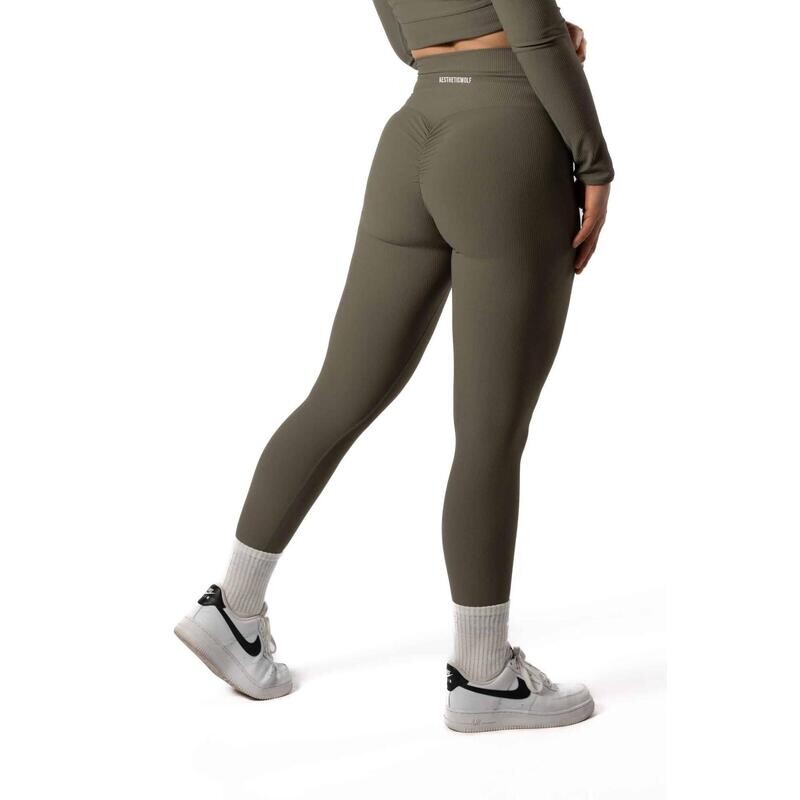 

Бесшовные леггинсы Ribbed v2 для фитнеса Sage Green AESTHETIC WOLF, цвет gruen