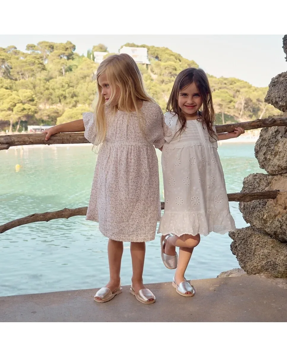 Меноркинки для девочки с металлизированной кожей CASTELL MENORCA, светло-серый — фото 3