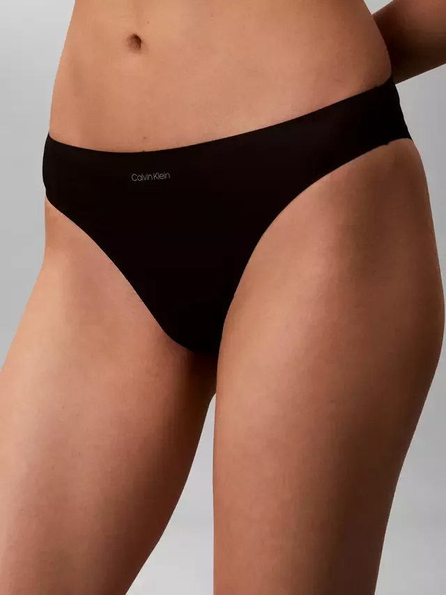Идеально сидящие ультралегкие бикини-трусики, черные Calvin Klein — фото 4