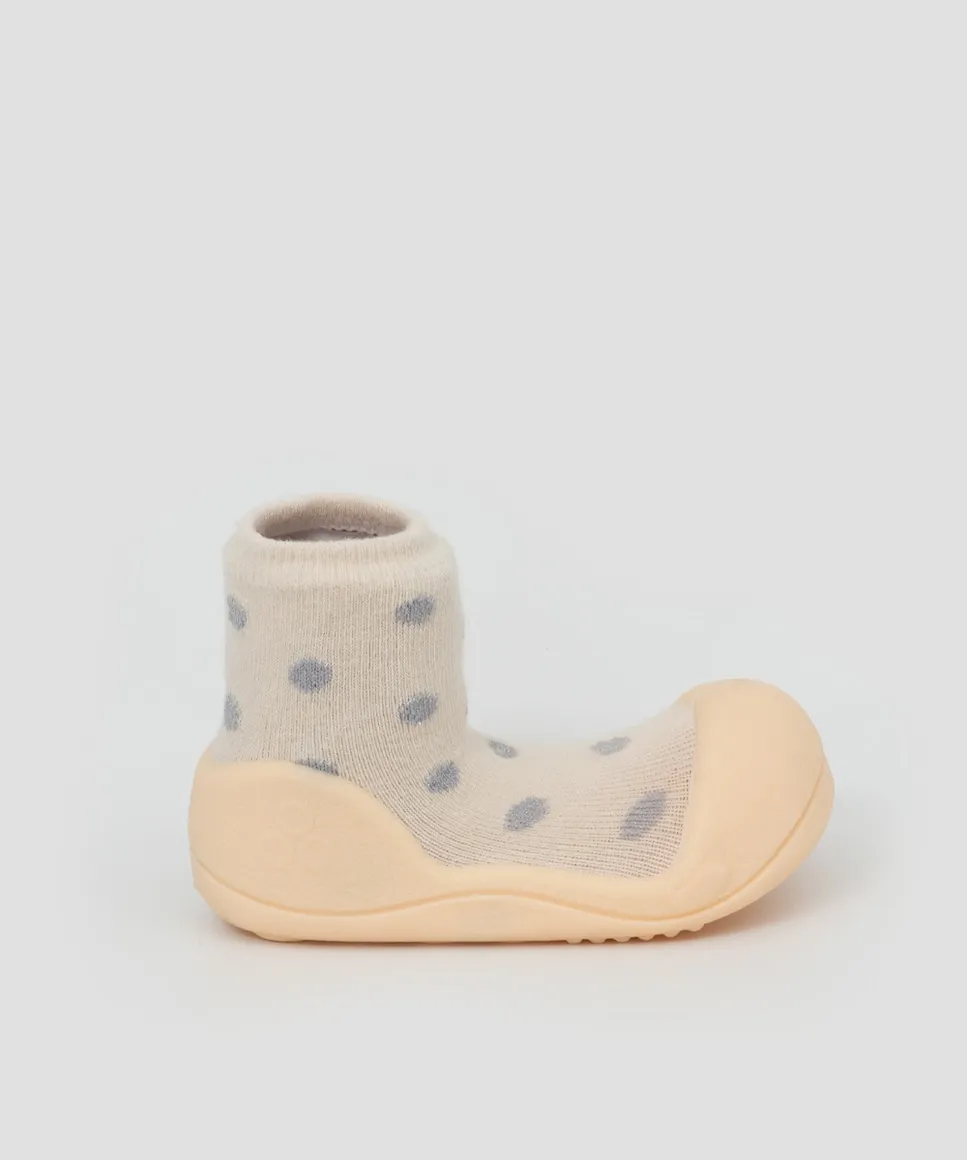 

Детские хлопковые пинетки натурального цвета с горошком Attipas