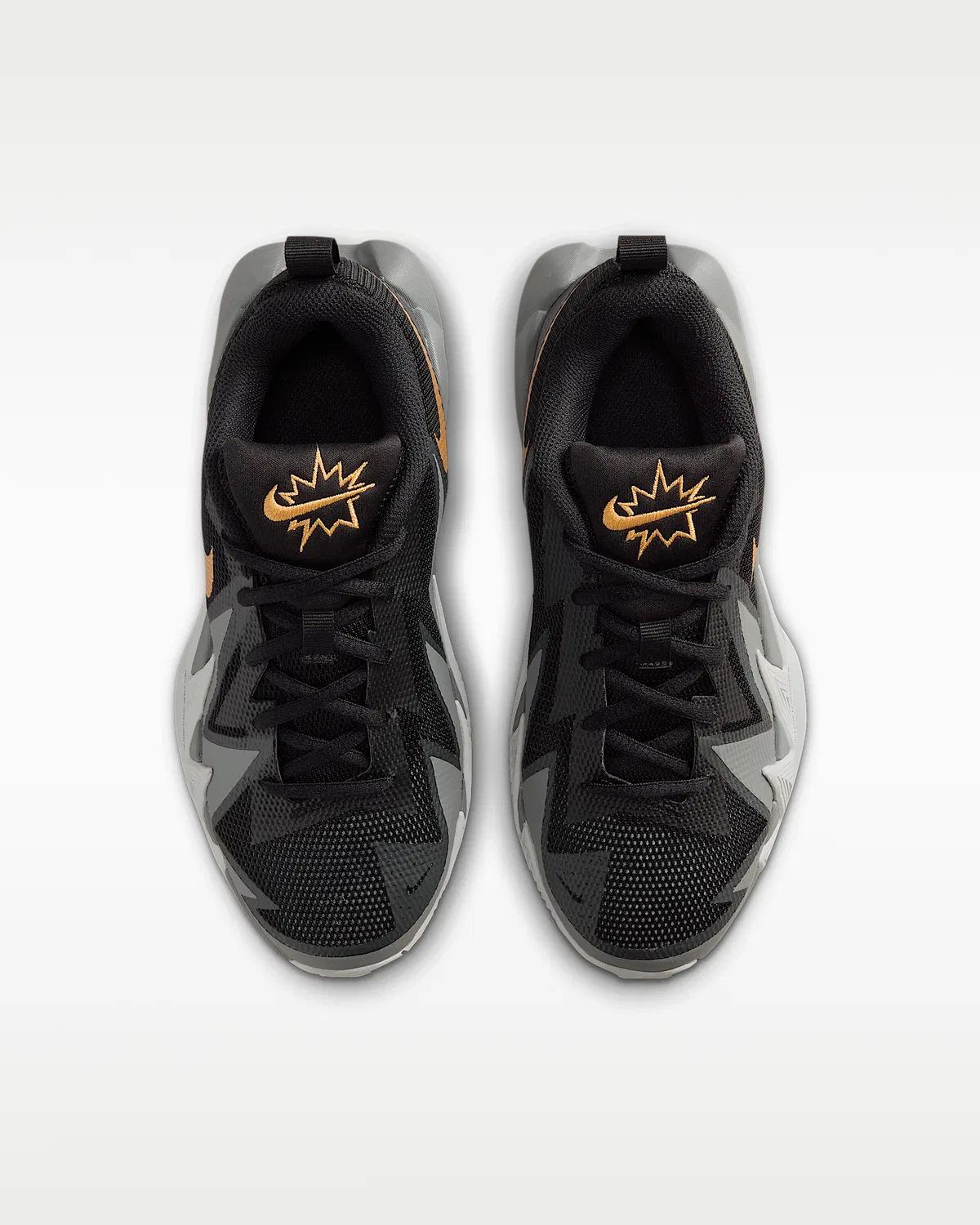 Кроссовки баскетбольные Nike S.T. Dynamite для старших детей, Black/Wolf Grey/Smoke Grey/Metallic Gold — фото 4